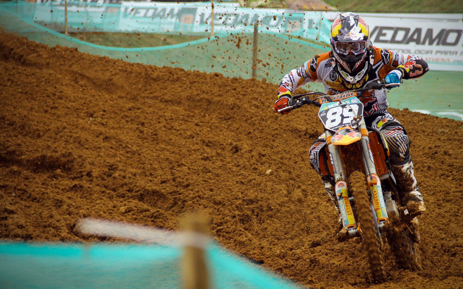 Kaiyun APP-德甲攻势如潮：全场节奏快如闪电，德甲现场